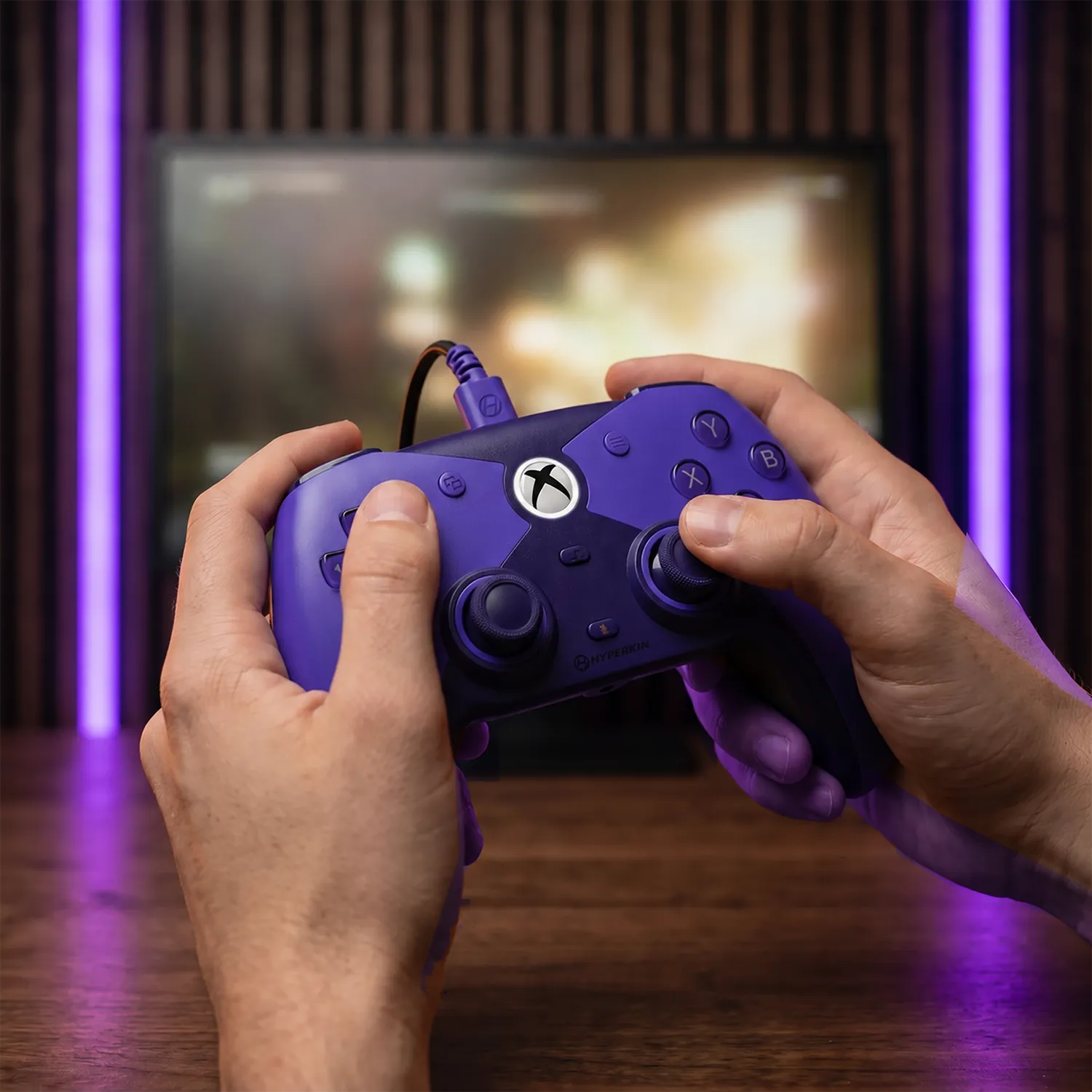 Hyperkin The Competitor bedrade controller paars Xbox