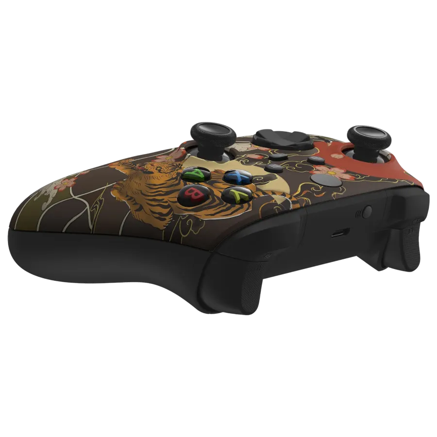 Clever Gaming Tiger and Crane Xbox controller